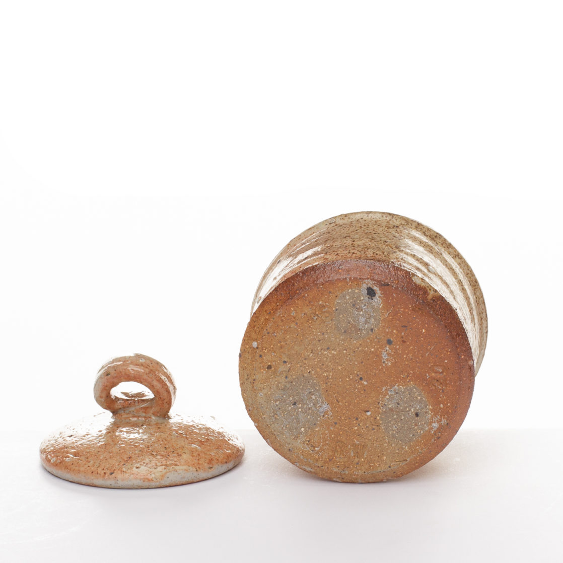 small lidded jar CG527X38