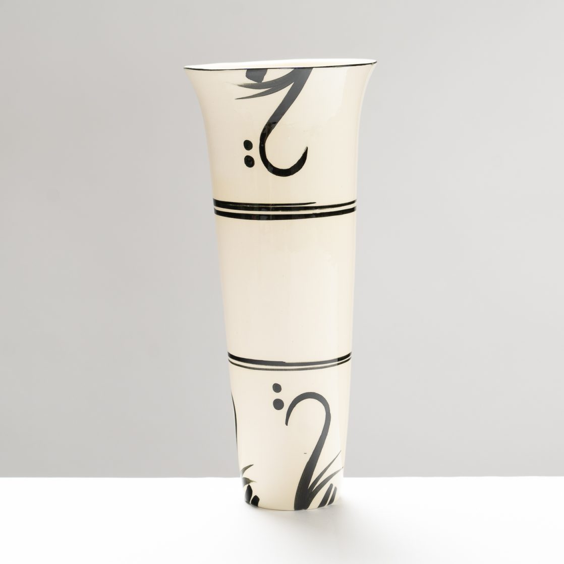 JC119Y2859 Kufic Medium Vase