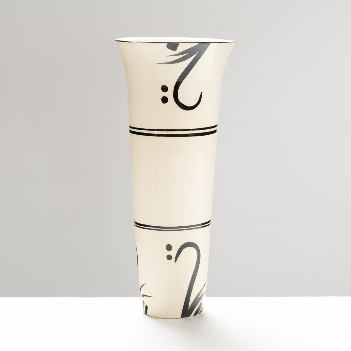 JC119Y2859 Kufic Medium Vase