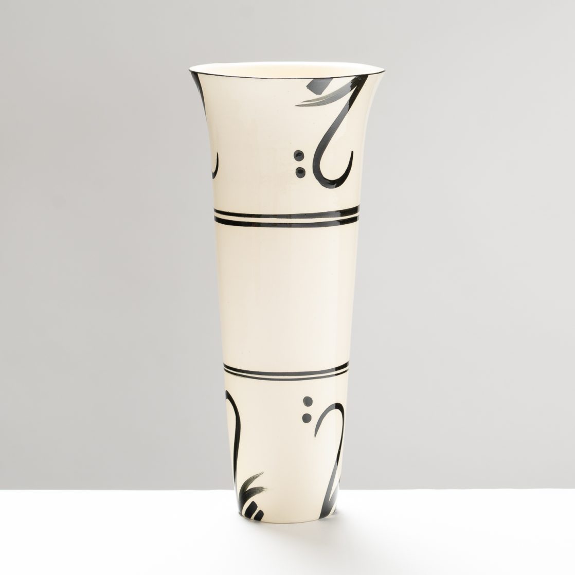 JC119Y2859 Kufic Medium Vase