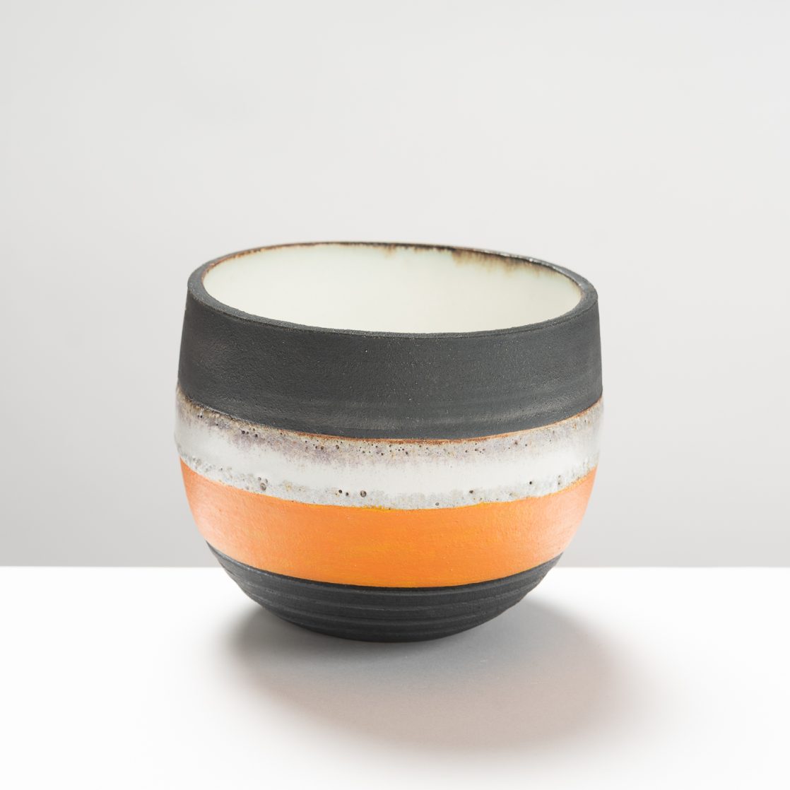 RD422Y220 Black/Orange/White Bowl