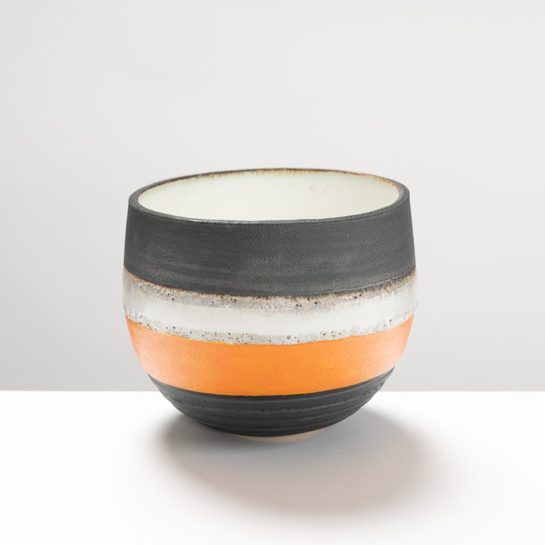 RD422Y220 Black/Orange/White Bowl