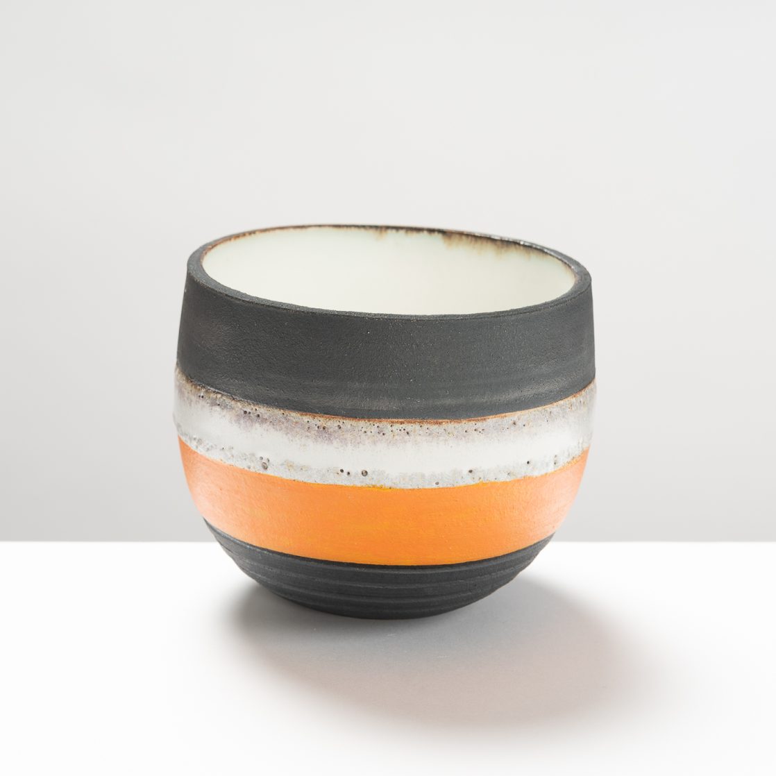 RD422Y220 Black/Orange/White Bowl