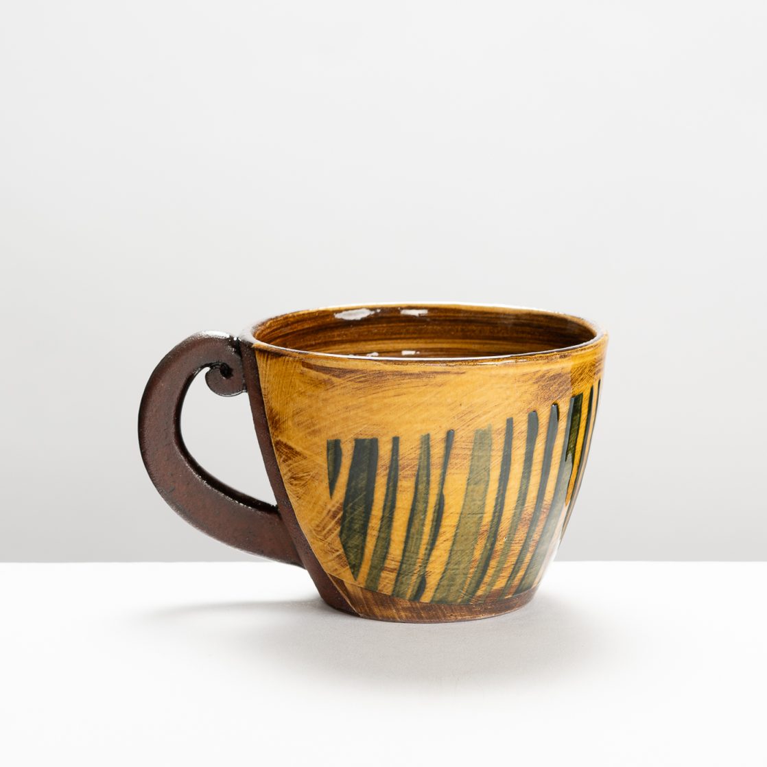 RP56Y1122 Terracotta Cup