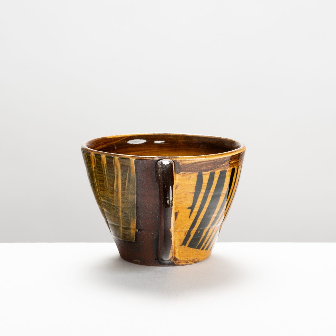 RP56Y1124 Terracotta Cup